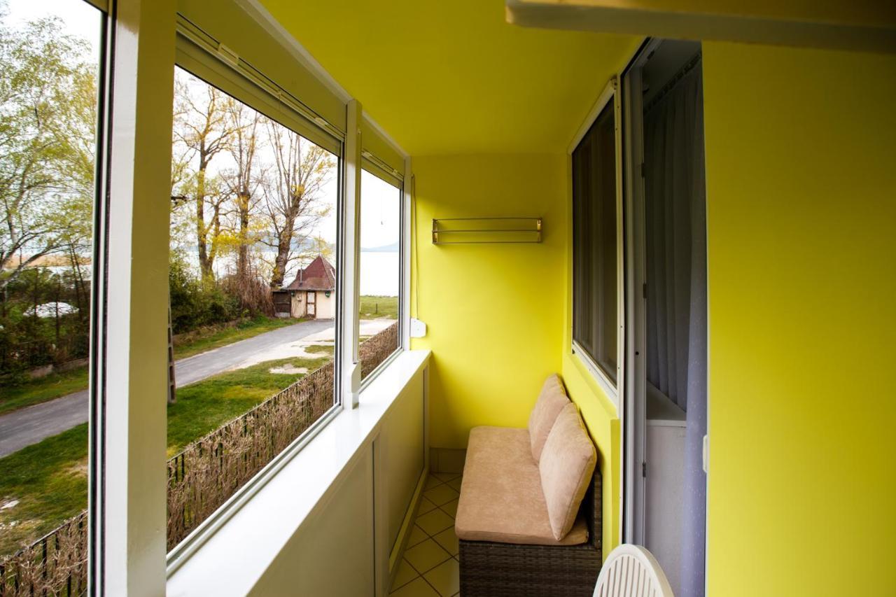 Suello Utcai Apartman Fonyod Vizparti Es Panoramas! On The Waterfront And With Balaton Panorama! Luaran gambar